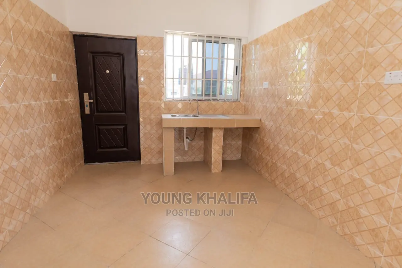 2bdrm House in Blue Rose City, Kasoa for sale