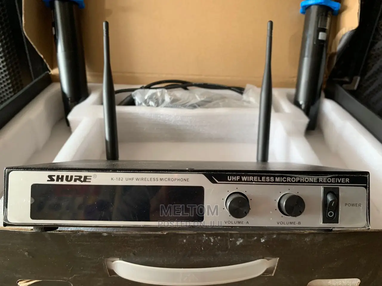 Shure 2in1 Uhf Cordless Microphone (K-182)