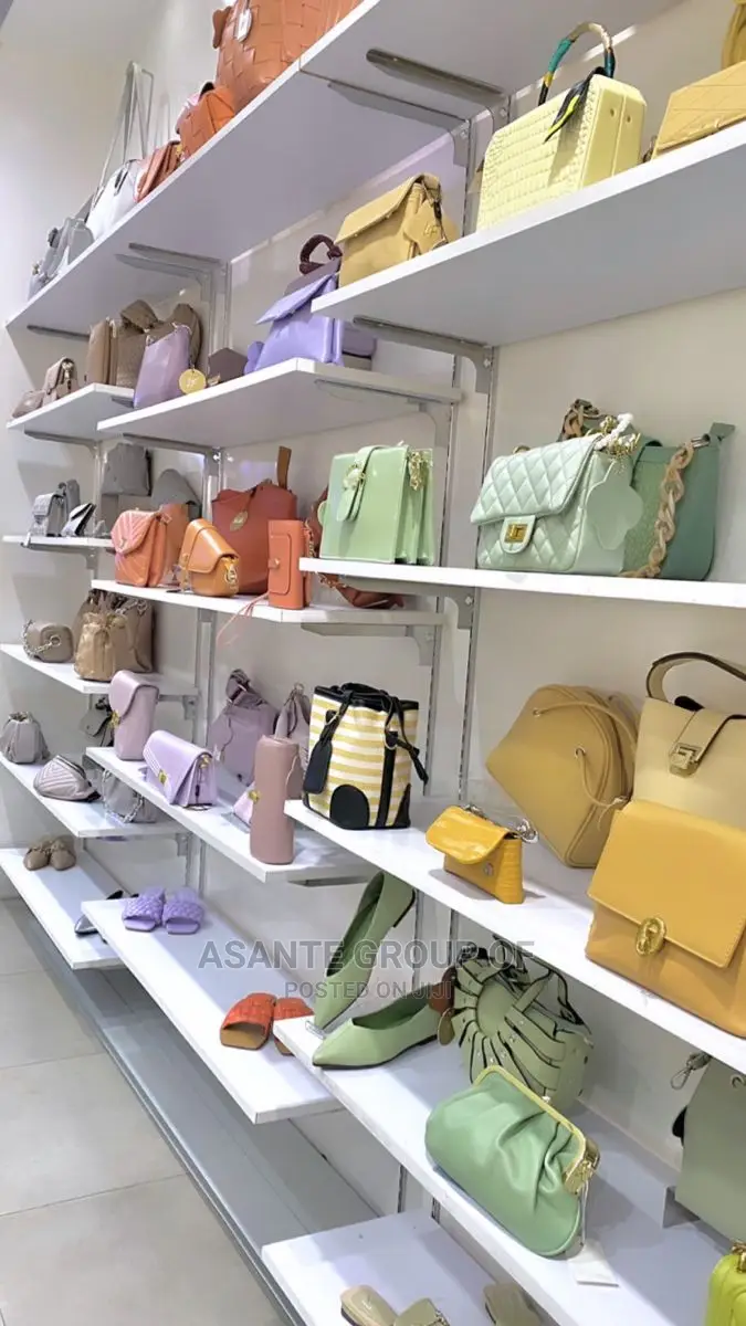 Quality and Affordable Modern Shelves for Shops and Offices
