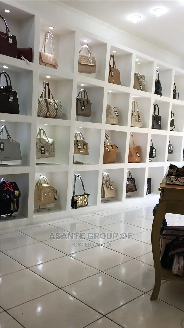 Quality and Affordable Modern Shelves for Shops and Offices