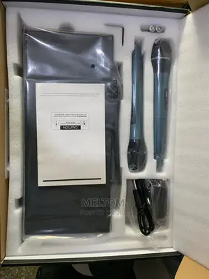 Shure 2IN1 U-6800 Cordless Microphone