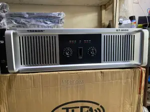 Tremor QT-8000 Mid and Bass Sub Amplifier
