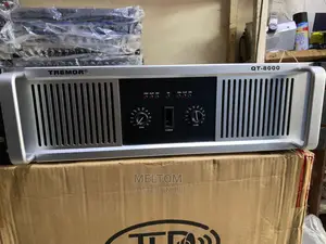 Tremor QT-8000 Mid and Bass Sub Amplifier