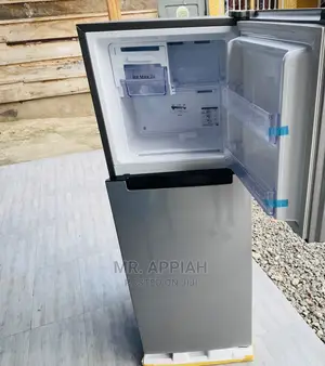 Sealed Samsung Top Freezer Fridge(Rt28)Available,Gray
