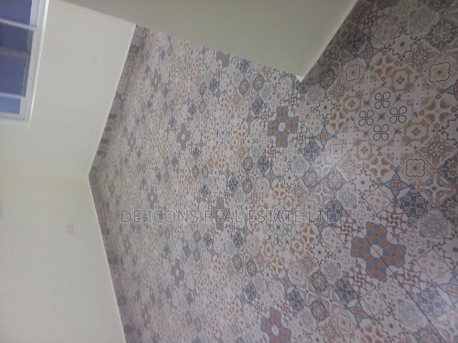 1bdrm Duplex in De-Icons Real Estate, Kasoa for rent