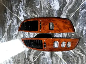 Toyota Land Cruiser100 Vent / Side Trim