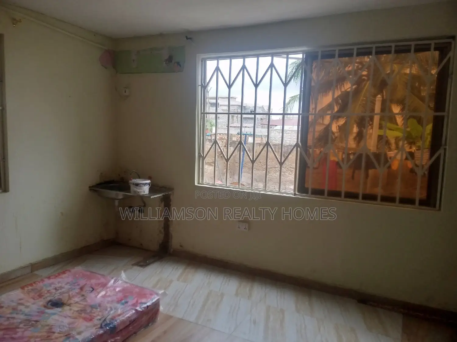 1bdrm Apartment in Community 18 Area, Spintex for rent