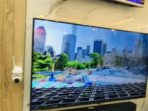 UN73 43 Inches Glossy LED Lg  Durable Tv