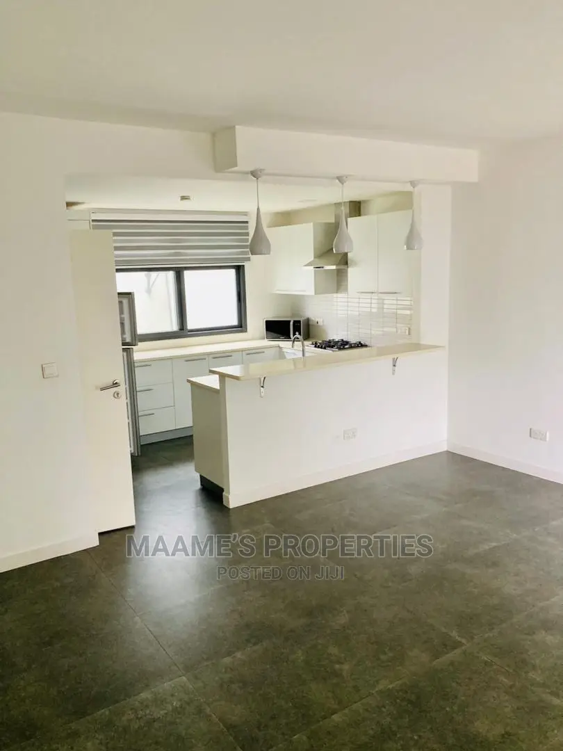 2bdrm Townhouse / Terrace in Maame’S Properties, Oyarifa for rent