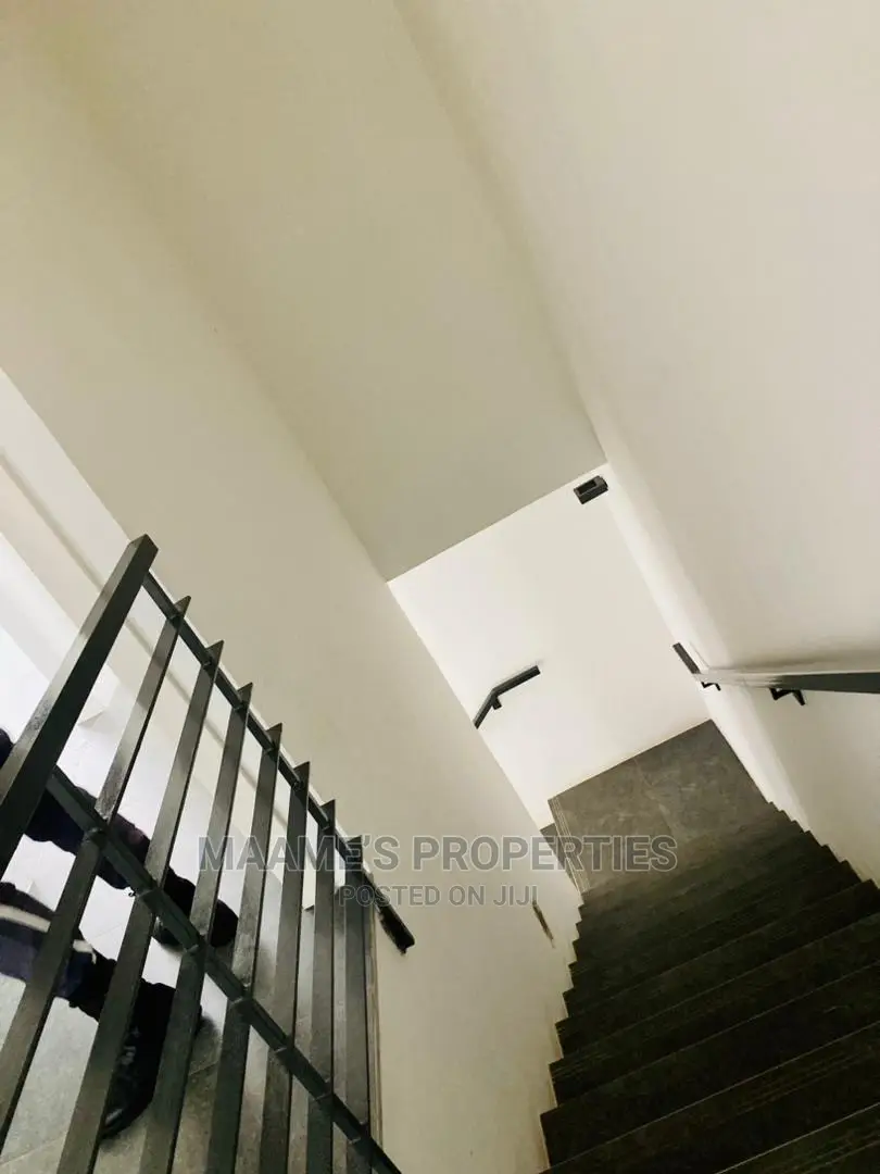 2bdrm Townhouse / Terrace in Maame’S Properties, Oyarifa for rent