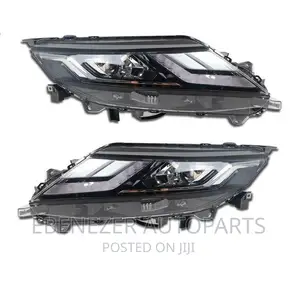 Mitsubishi L200 2020 Headlights