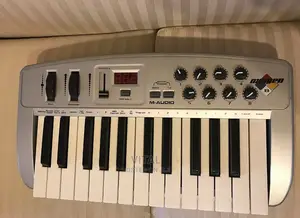 Studio Keyboard M-Audio Midiman Oxygen 8
