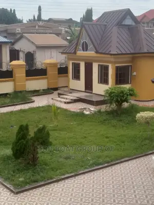 Furnished 8bdrm Apartment in Top Boat Estate, Kumasi Metropolitan