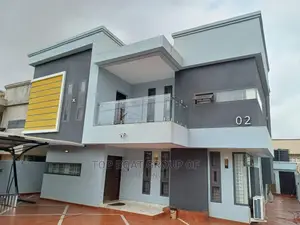 Furnished 5bdrm Mansion in Top Boat Estate, Kumasi Metropolitan