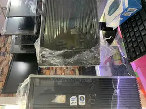 Desktop Computer HP 2GB Intel Core 2 Duo HDD 320GB