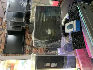 Desktop Computer HP 2GB Intel Core 2 Duo HDD 320GB