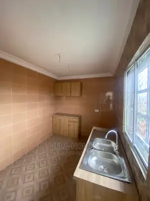 Newly Built Chamber N Hall Sc for Rent at Oyarifa