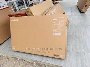 Triluminos Display UHD Smart 55”Au7022 Samsung