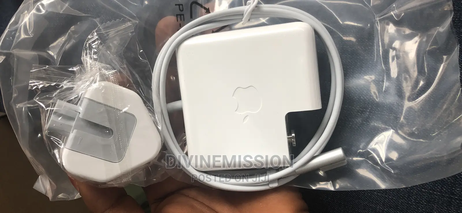 Macbook Pro Charger/Adapter 85w