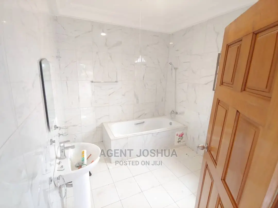 5bdrm House in Mariville Homes, Spintex for rent