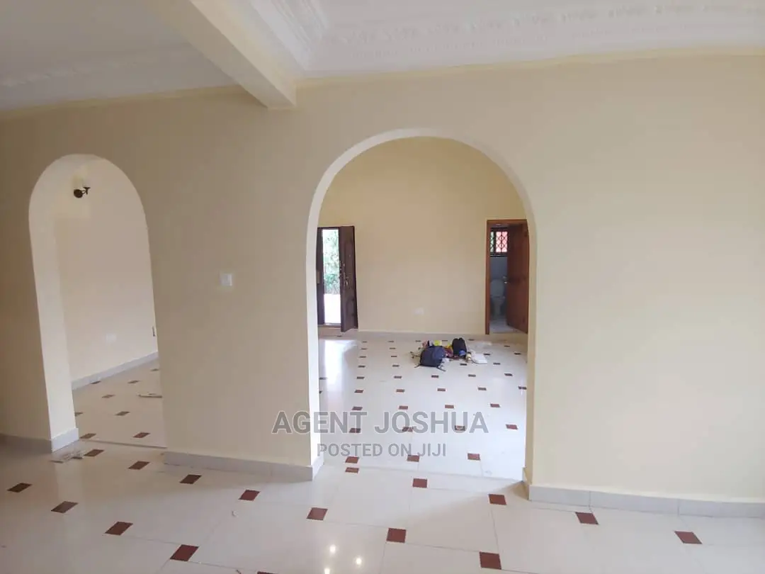 5bdrm House in Mariville Homes, Spintex for rent