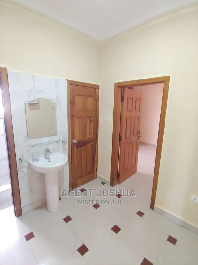 5bdrm House in Mariville Homes, Spintex for rent