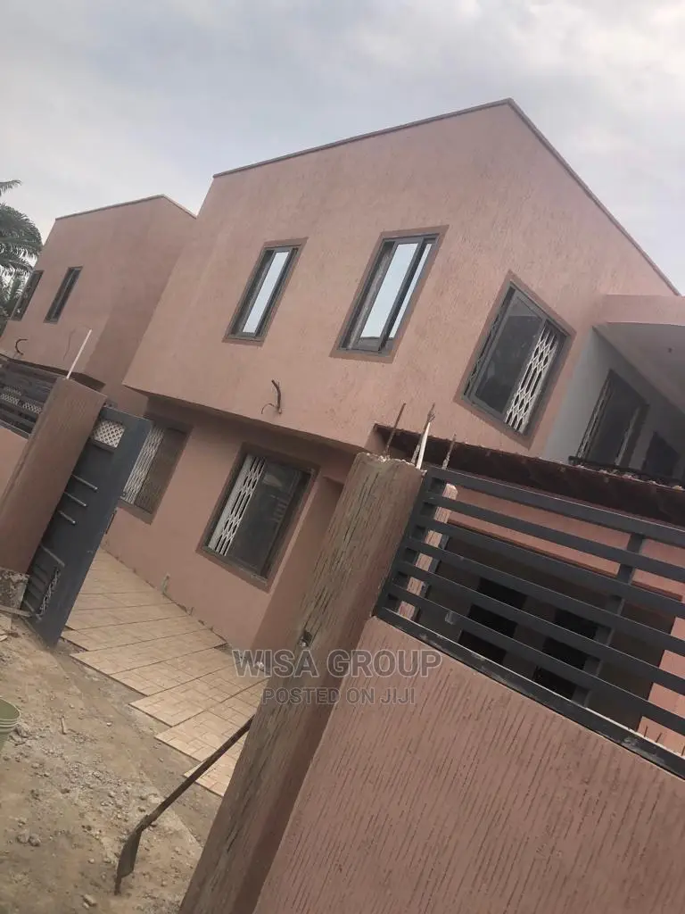 4bdrm Townhouse / Terrace in Wisa Groups, Accra Metropolitan for rent