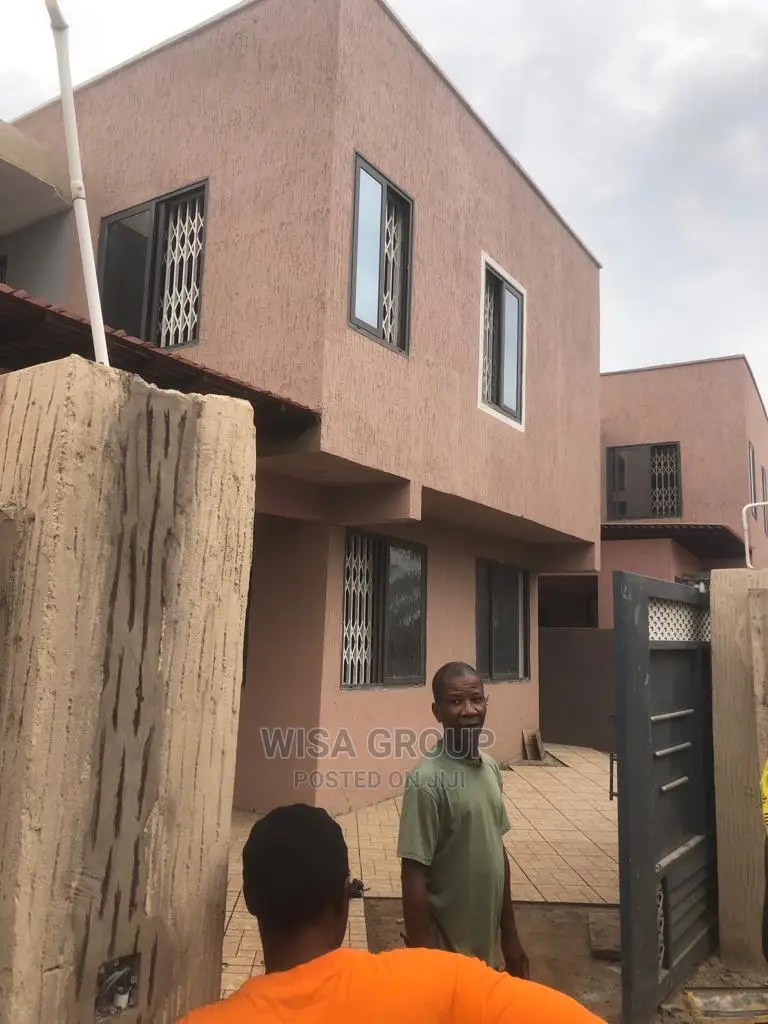 4bdrm Townhouse / Terrace in Wisa Groups, Accra Metropolitan for rent