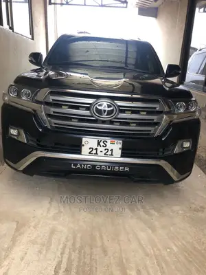 Rent a Car- V8 for Rent in Ghana- Car Rentals in Ghana 