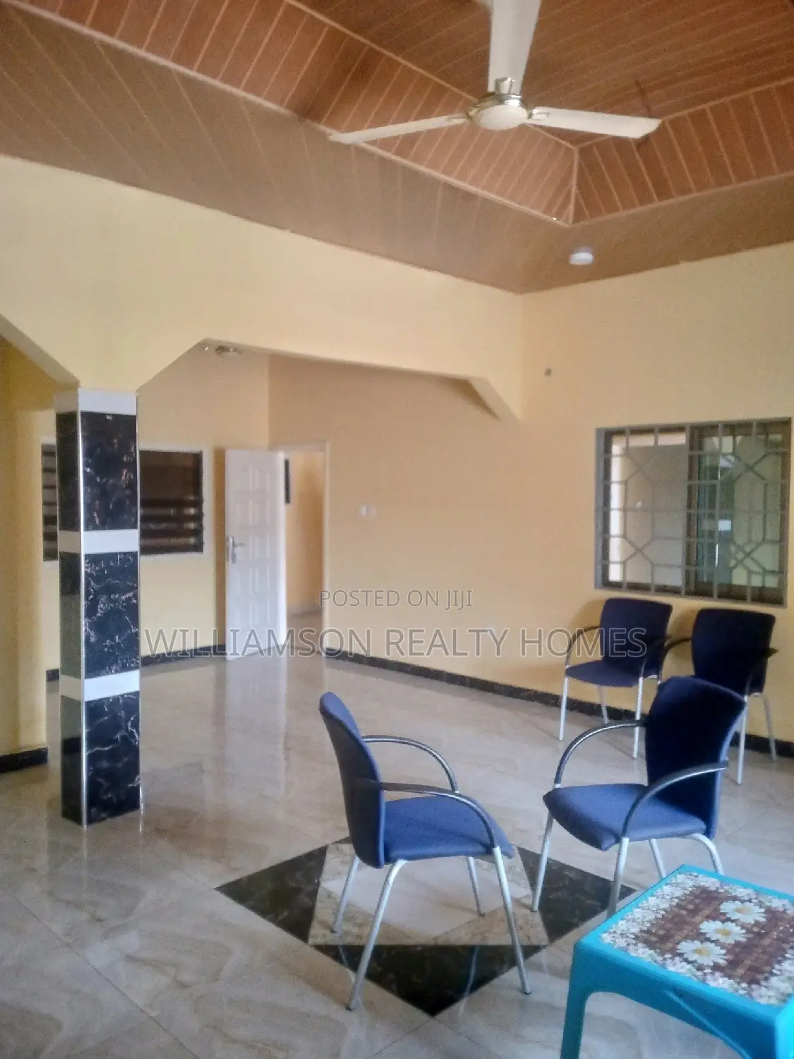 4bdrm Apartment in Community 18 Road, Spintex for rent