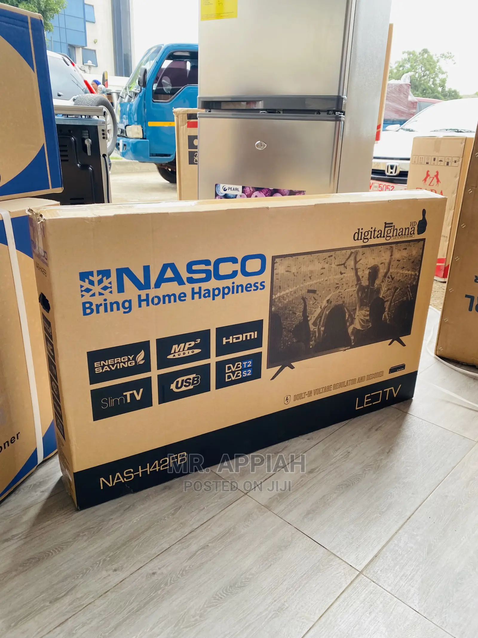 Sealed in Box Nasco 42inch Digital Satelite Tv(Black)