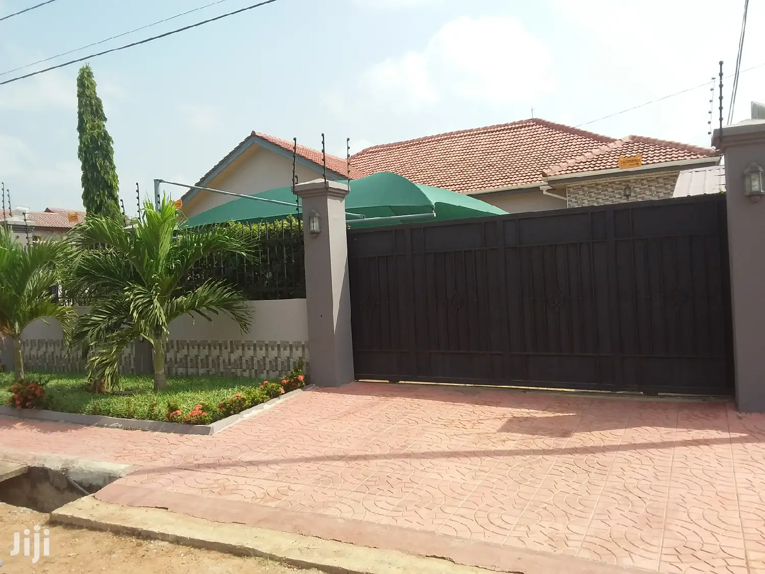 3bdrm House in Bronko Housing, Accra Metropolitan for rent