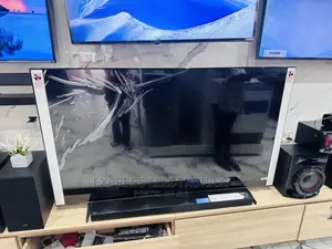 Experience Cinema  86UR80003 86” UHD Smart Lg Tv 