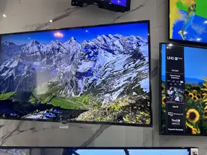 Experience Clear View Samsung UHD Smart 65”Cu8002