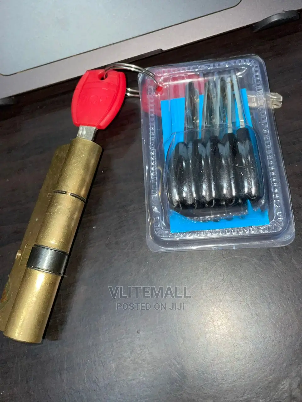 Cylinder Door Lock (TCH)
