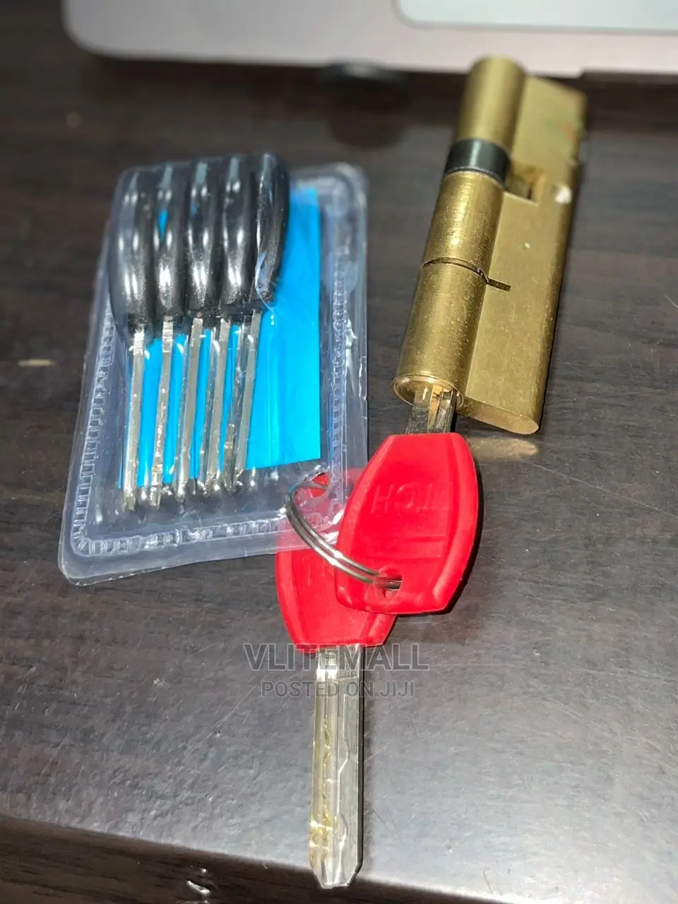 Cylinder Door Lock (TCH)