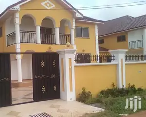 5bdrm House in Bronko Housing, Accra Metropolitan for sale