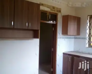 5bdrm House in Bronko Housing, Accra Metropolitan for sale