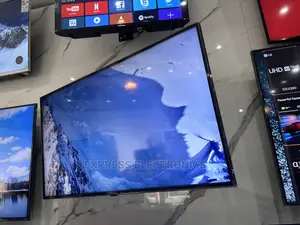 Affordable and Quality Samsung Tv  UHD Smart 55”Bu8000