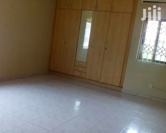 4bdrm House in Bronko Housing, Accra Metropolitan for rent