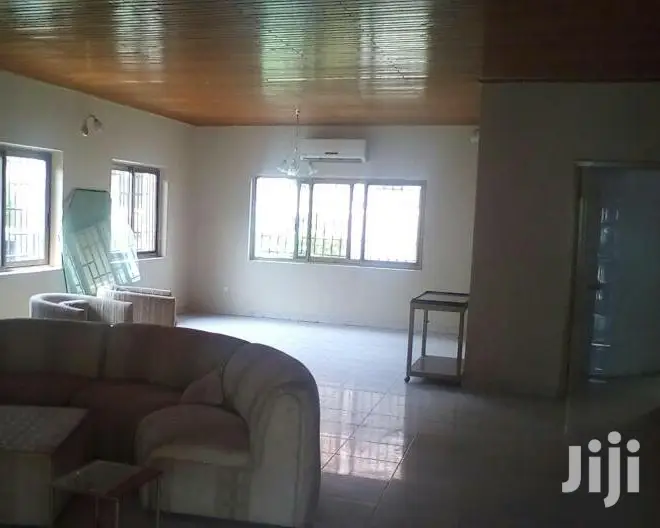 4bdrm House in Bronko Housing, Accra Metropolitan for rent