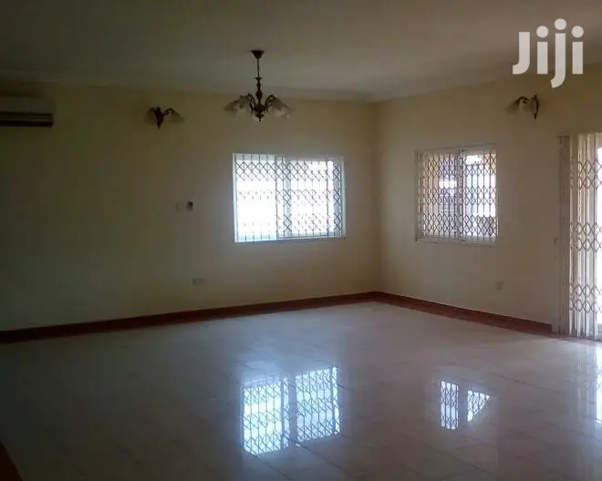4bdrm House in Bronko Housing, Accra Metropolitan for Rent