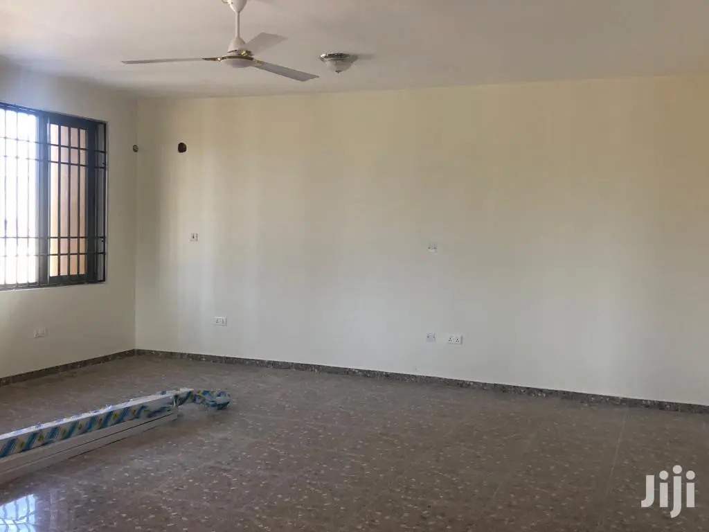 4bdrm House in Bronko Housing, Accra Metropolitan for rent