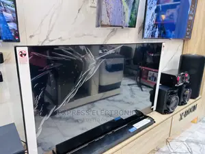 Lovely  New UHD Smart Samsung 65”Cu8002 Glided Y 2023,