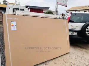 Crisper Dialogue Samsung UHD Smart 85”Au7162