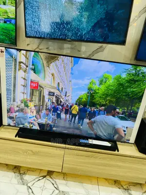 Perfectly Designed Samsung 65” Crystal Uhd LED Tv 65CU8002