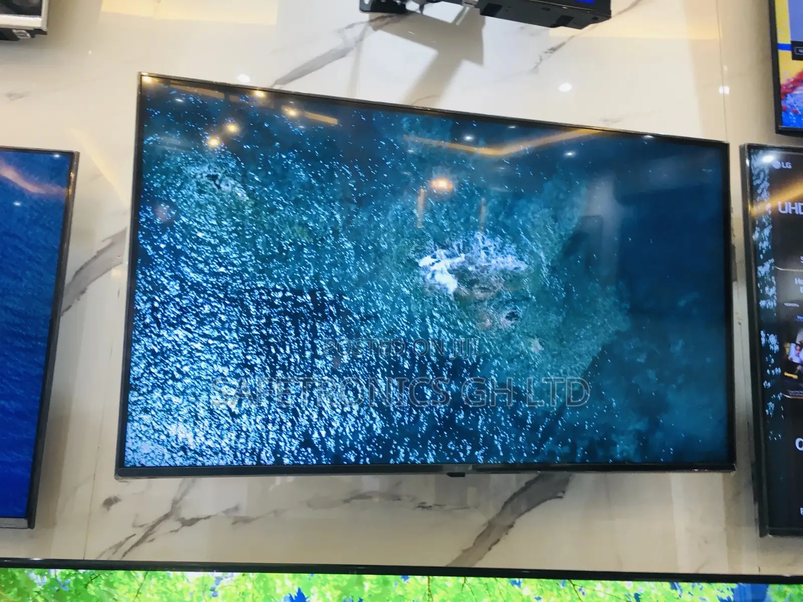 Crystal UHD Clear Glossy Samsung 55 Inches QN90B QLED Tv