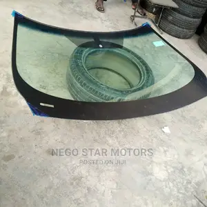 Nissan Pathfinder 2018 Front Windscreen