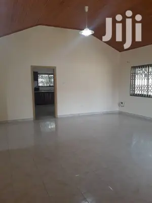 3bdrm House in Bronko Housing, Accra Metropolitan for Rent