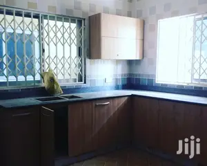 4bdrm House in Bronko Housing, East Legon for rent